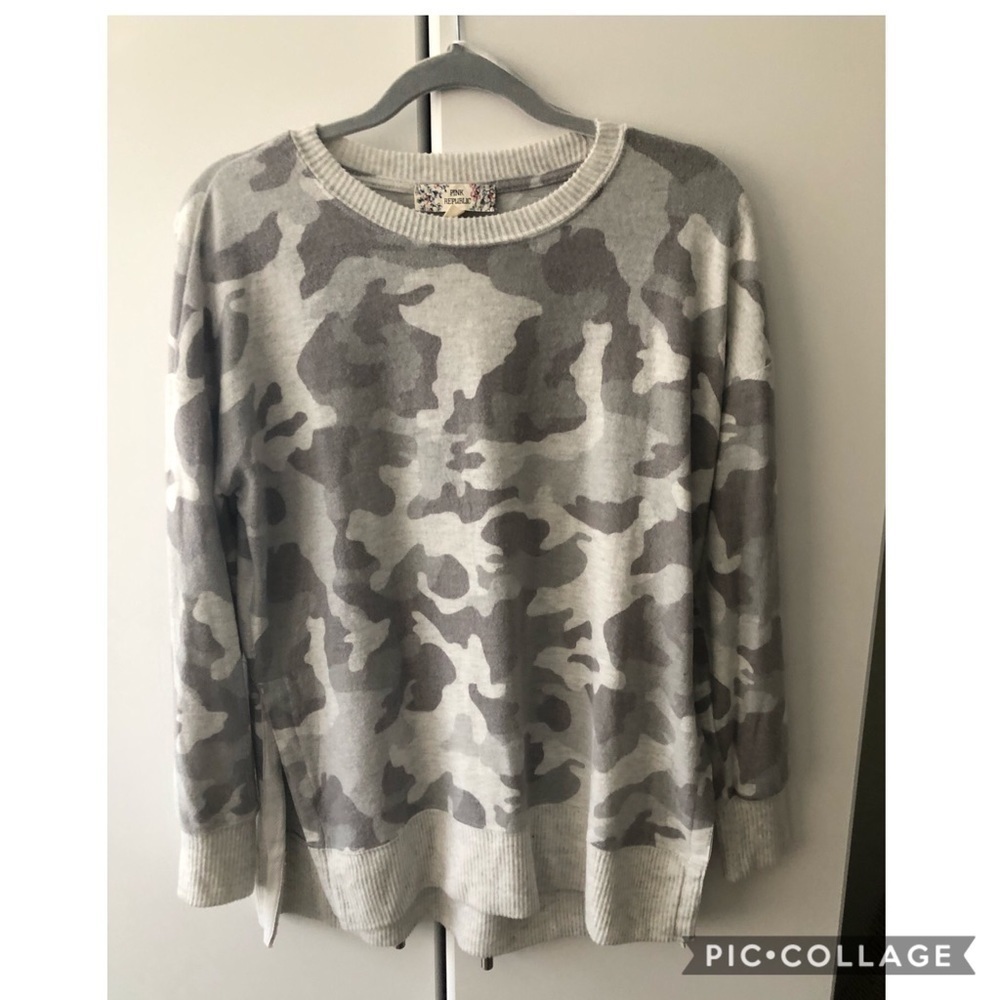 Gray Leopard Sweater - Picture 3 of 4
